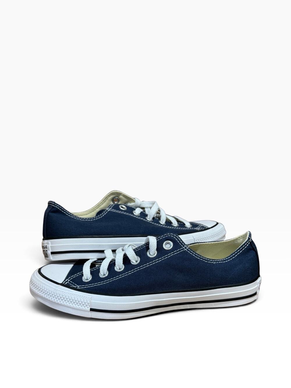 Converse Chuck Taylor All Star Low Navy Blue M8884 Men's Size 7 / Women's Size 9